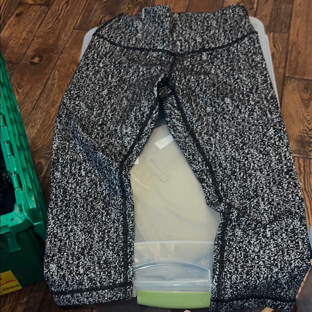 Lululemon Black  White Patterned Leggings